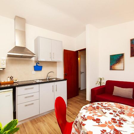 A38 - Rising Sun Top-Floor Flat Лагос Екстериор снимка