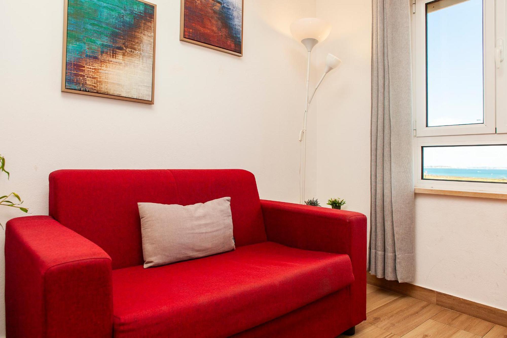 A38 - Rising Sun Top-Floor Flat Лагос Екстериор снимка