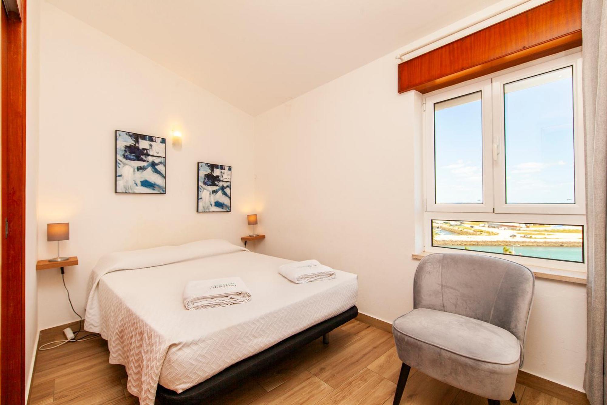 A38 - Rising Sun Top-Floor Flat Лагос Екстериор снимка