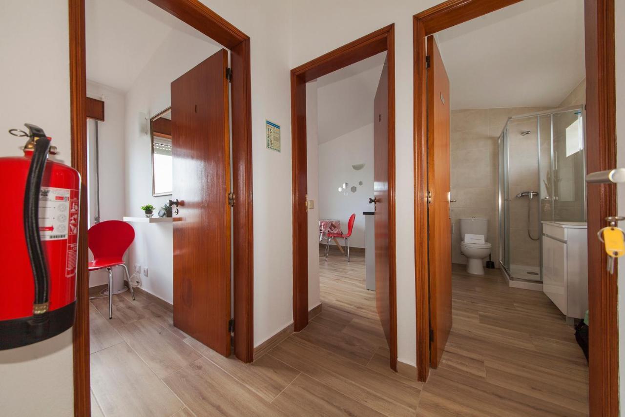 A38 - Rising Sun Top-Floor Flat Лагос Екстериор снимка